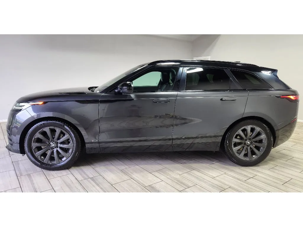 Photos of 2020 Land Rover Range Rover Velar R-Dynamic S for sale in Philadelphia, PA at Torresdale Ave
