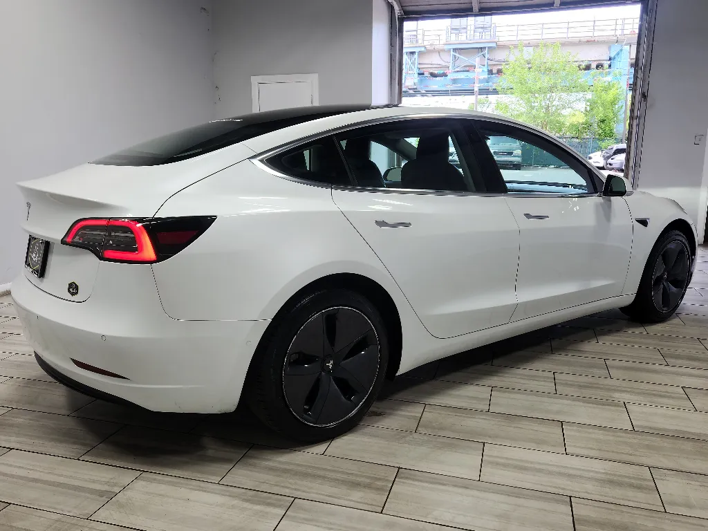 More photos of 2020 Tesla Model 3 Standard Range Plus at Torresdale Ave, PA
