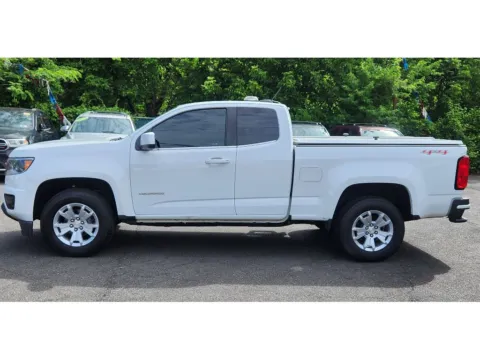 Photos of 2020 Chevrolet Colorado 4WD LT for sale in Philadelphia, PA at Torresdale Ave