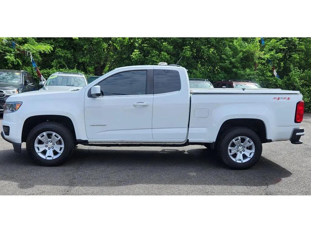 Photos of 2020 Chevrolet Colorado 4WD LT for sale in Philadelphia, PA at Torresdale Ave