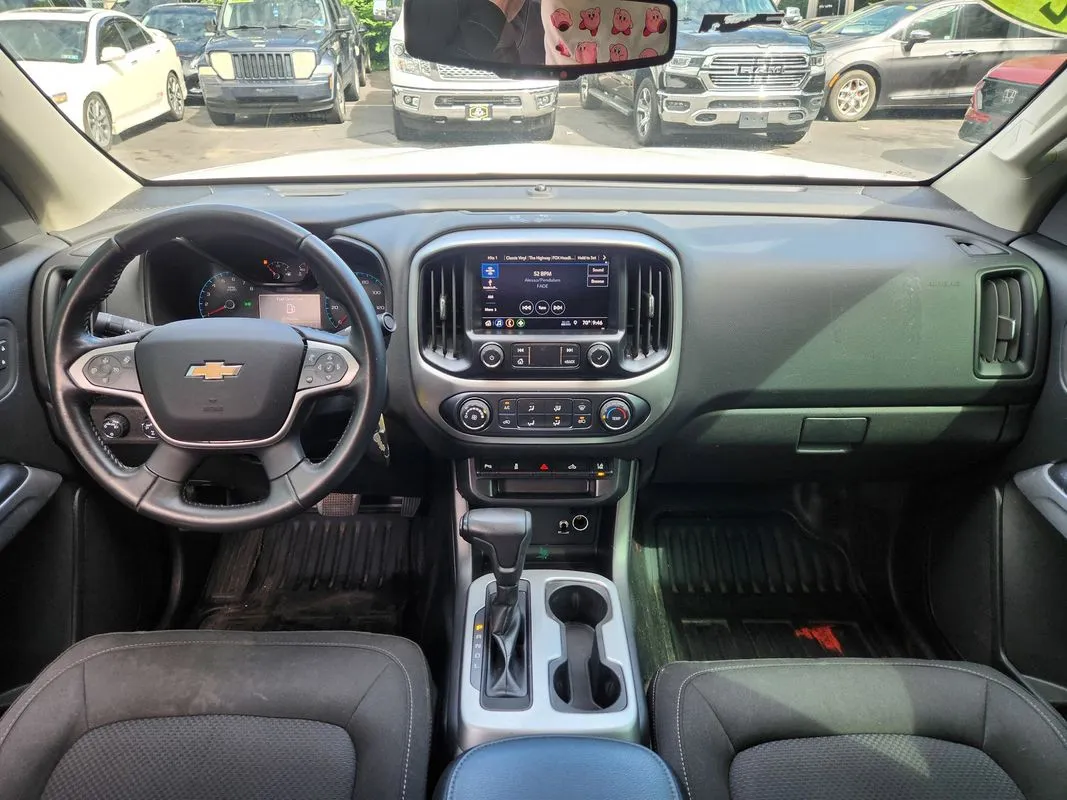 Chevrolet Colorado photo 14