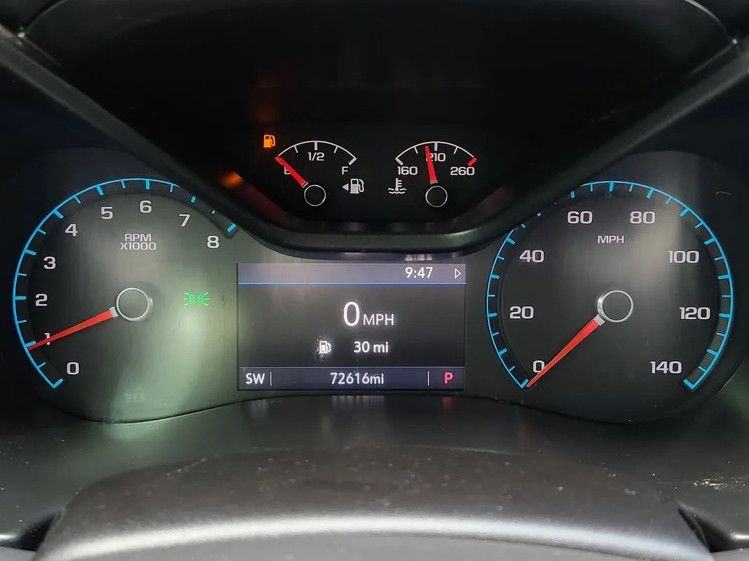 Chevrolet Colorado photo 18