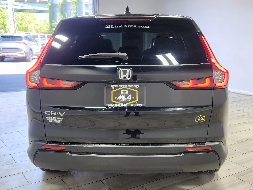 More photos of 2024 Honda CR-V EX-L at Torresdale Ave, PA
