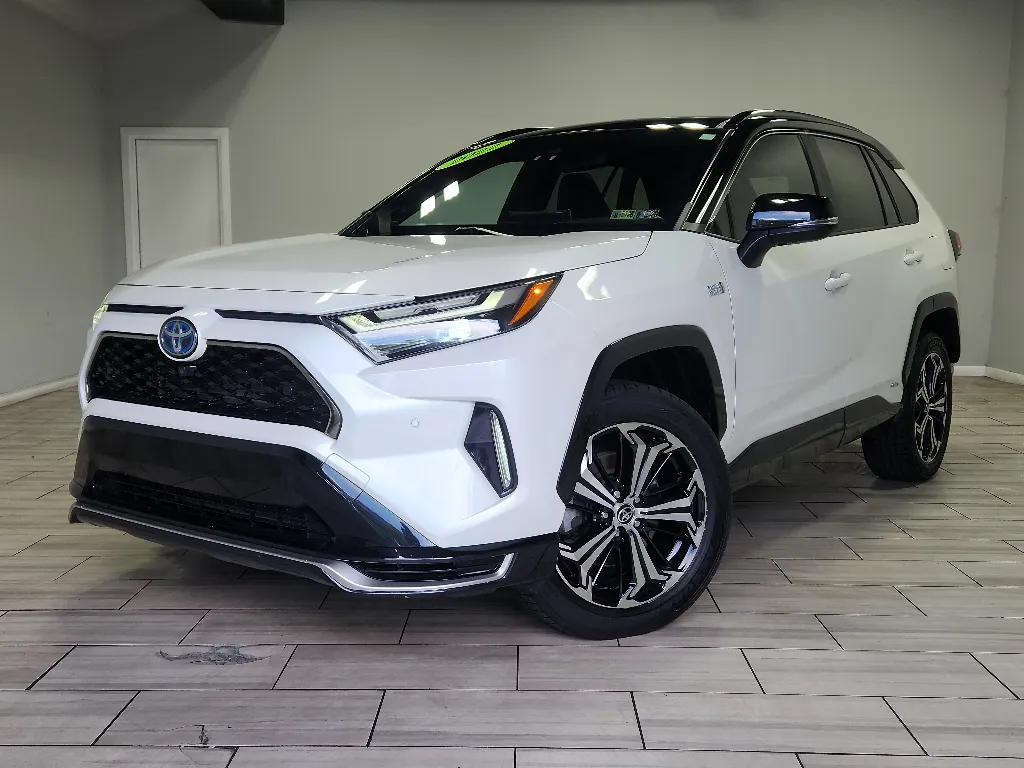 White 2022 Toyota RAV4 Prime XSE for sale in Philadelphia, PA