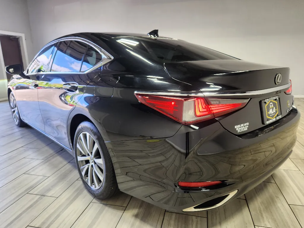 Another view of 2019 Lexus ES 350 for sale in Philadelphia, PA at Torresdale Ave