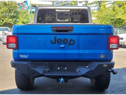 More photos of 2021 Jeep Gladiator Sport S at Torresdale Ave, PA