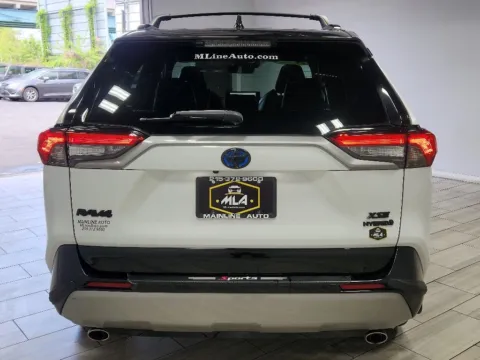 More photos of 2023 Toyota RAV4 Hybrid XSE at Torresdale Ave, PA