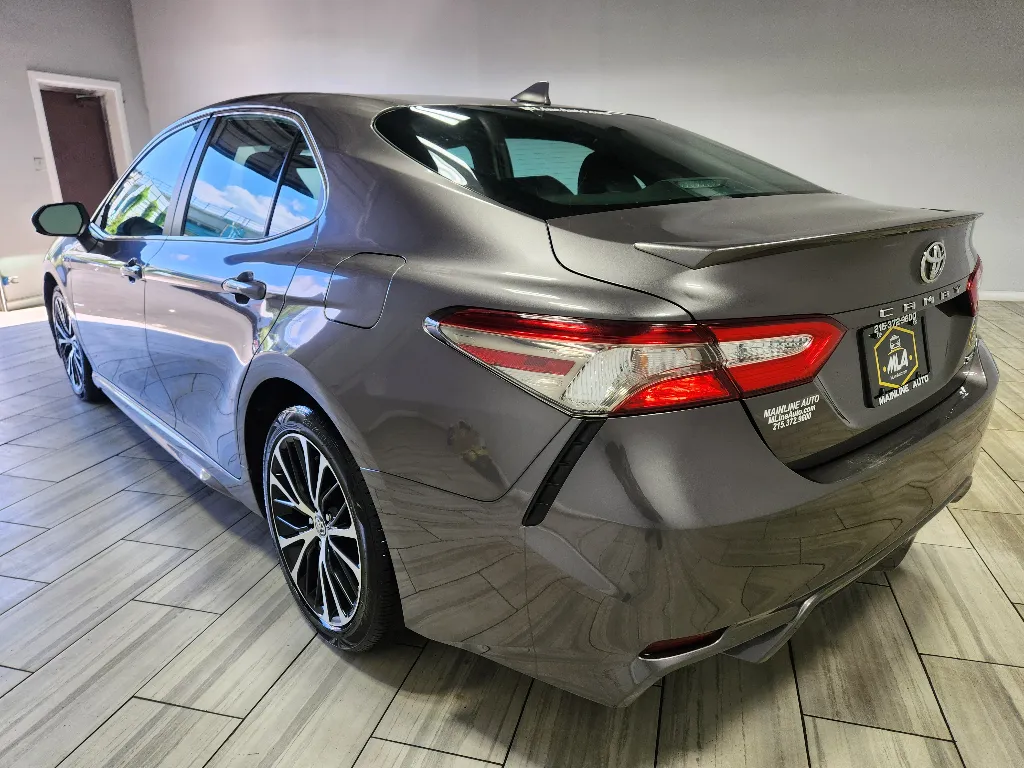 Another view of 2020 Toyota Camry SE for sale in Philadelphia, PA at Torresdale Ave