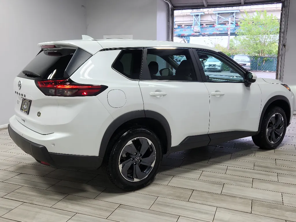 More photos of 2025 Nissan Rogue SV at Torresdale Ave, PA