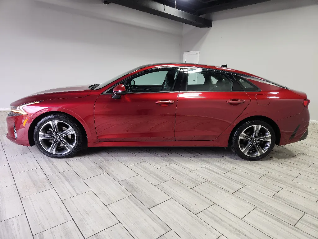 Photos of 2021 Kia K5 EX for sale in Philadelphia, PA at Torresdale Ave