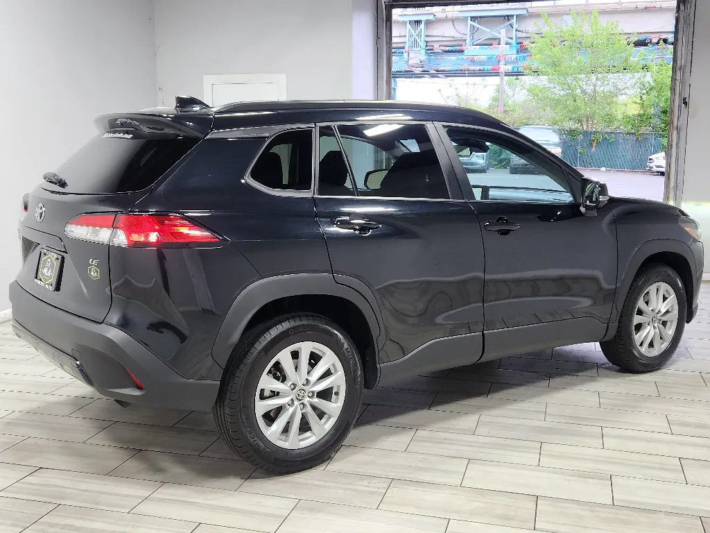 More photos of 2024 Toyota Corolla Cross LE at Torresdale Ave, PA