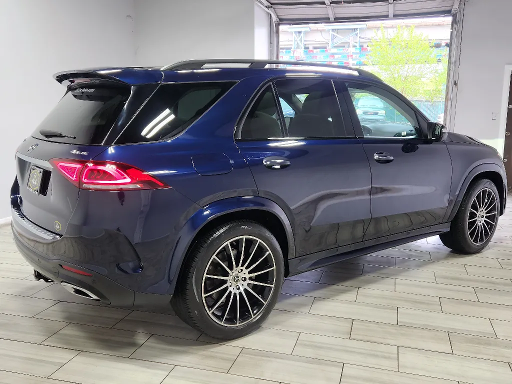 More photos of 2020 Mercedes-Benz GLE SUV GLE350 4MATIC at Torresdale Ave, PA