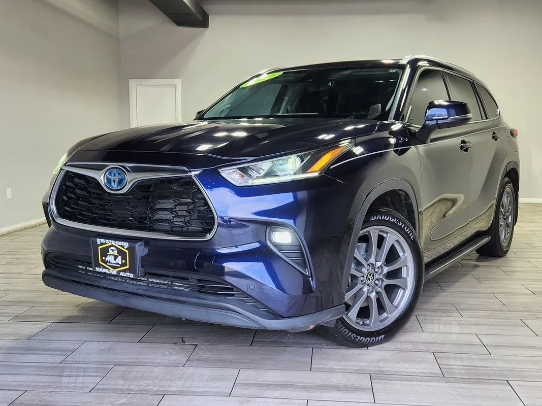 2022 Toyota Highlander Hybrid Limited for sale in Philadelphia, PA