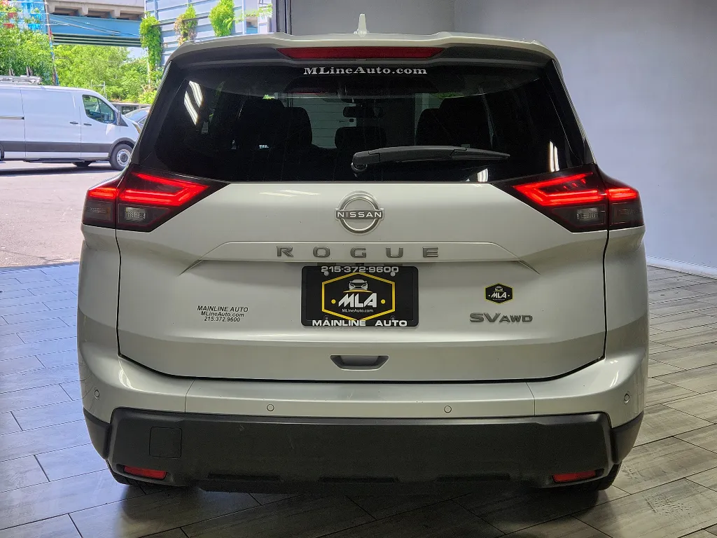 More photos of 2024 Nissan Rogue SV at Torresdale Ave, PA