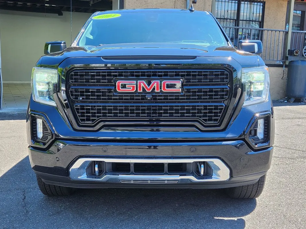 GMC Sierra photo 8