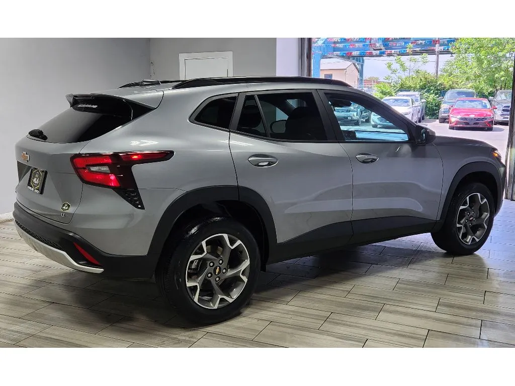 More photos of 2025 Chevrolet Trax LT at Torresdale Ave, PA