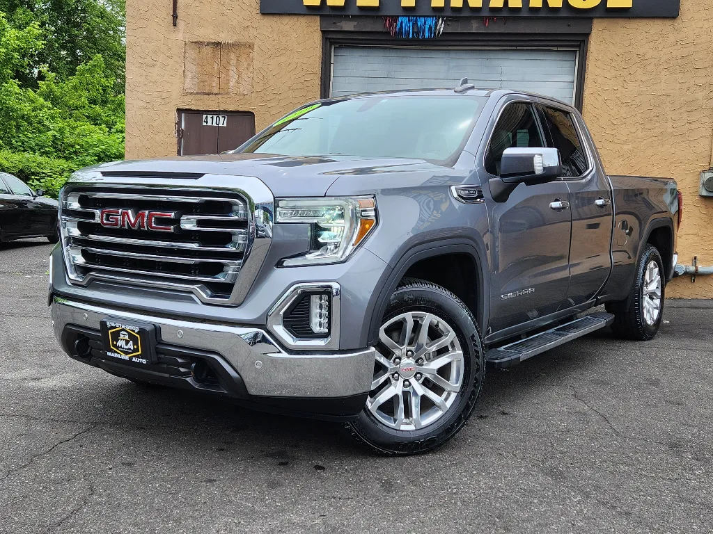 2019 GMC Sierra 4WD Double Cab Standard Box SLT's photo