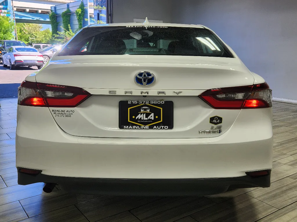 More photos of 2022 Toyota Camry Hybrid Hybrid LE at Torresdale Ave, PA