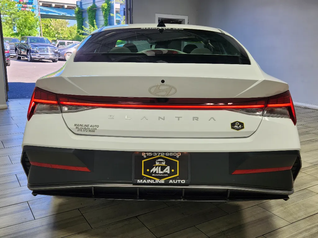 More photos of 2025 Hyundai Elantra SEL Convenience at Torresdale Ave, PA