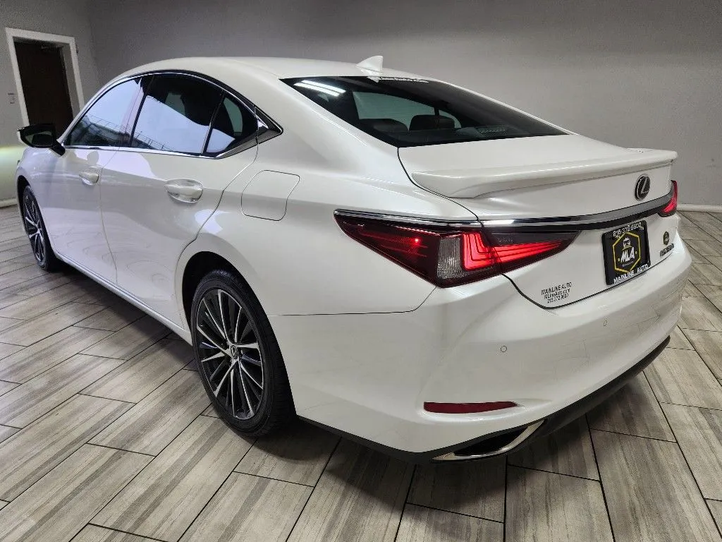 Another view of 2022 Lexus ES 350 for sale in Philadelphia, PA at Torresdale Ave