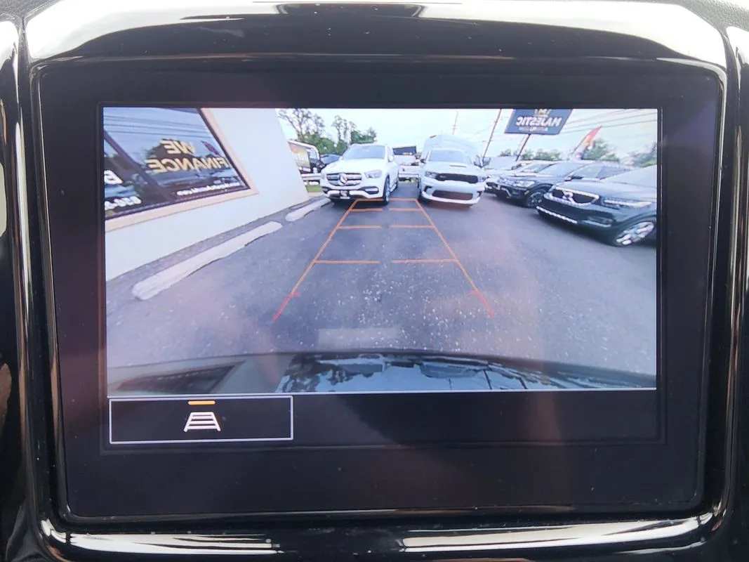 Chevrolet Traverse photo 21