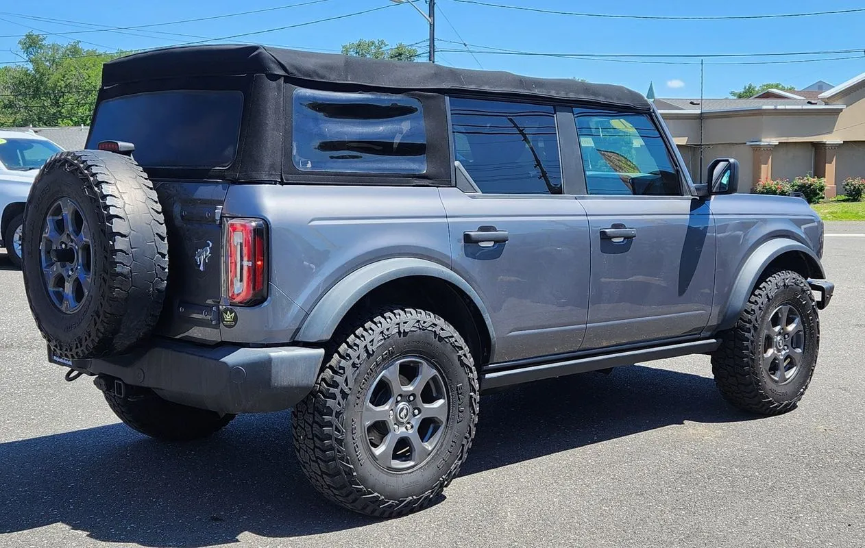 More photos of 2021 Ford Bronco Big Bend at Torresdale Ave, PA
