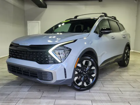 Gray 2025 Hyundai Venue SEL for sale in Philadelphia, PA