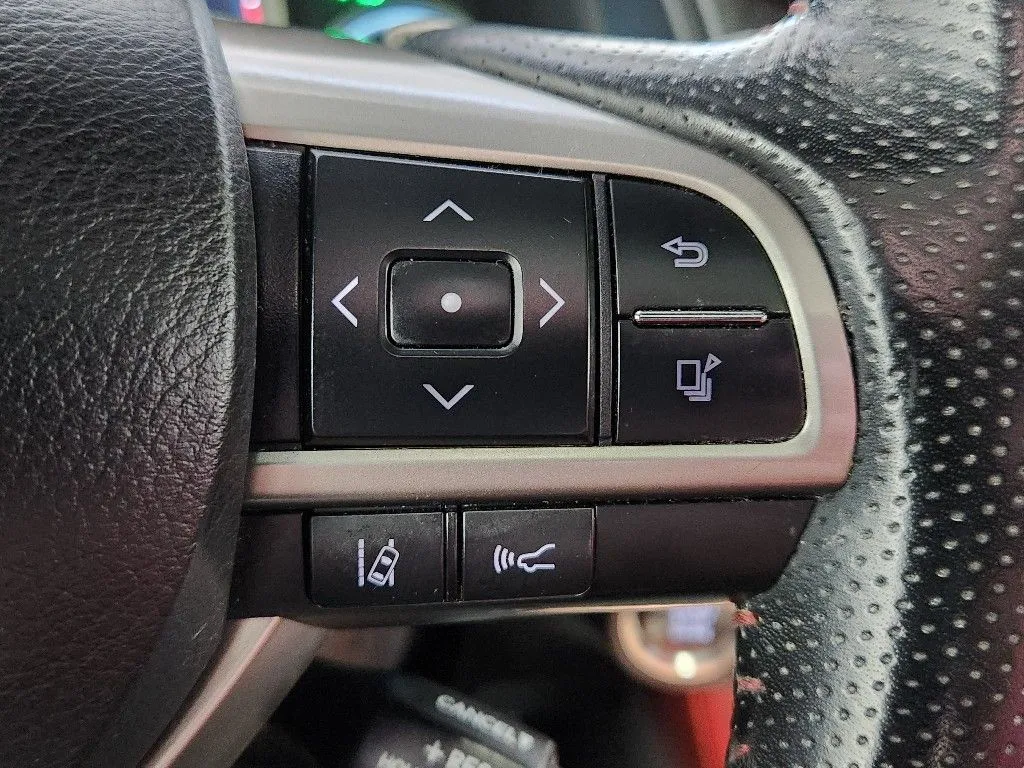 Lexus RX photo 18