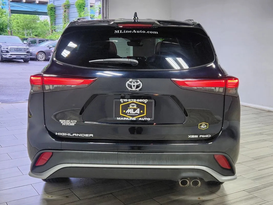 More photos of 2021 Toyota Highlander XSE at Torresdale Ave, PA