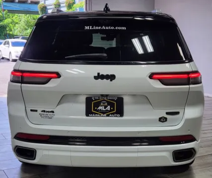 More photos of 2023 Jeep Grand Cherokee L Summit Reserve 4x4 at Torresdale Ave, PA