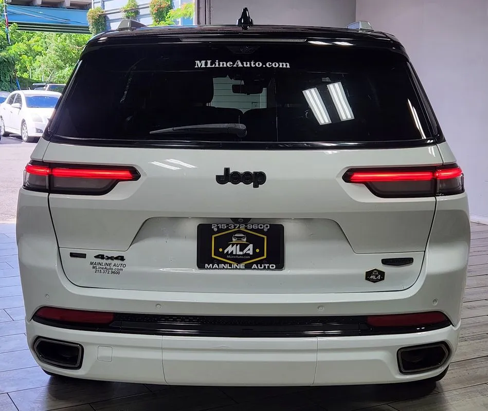 More photos of 2023 Jeep Grand Cherokee L Summit Reserve 4x4 at Torresdale Ave, PA