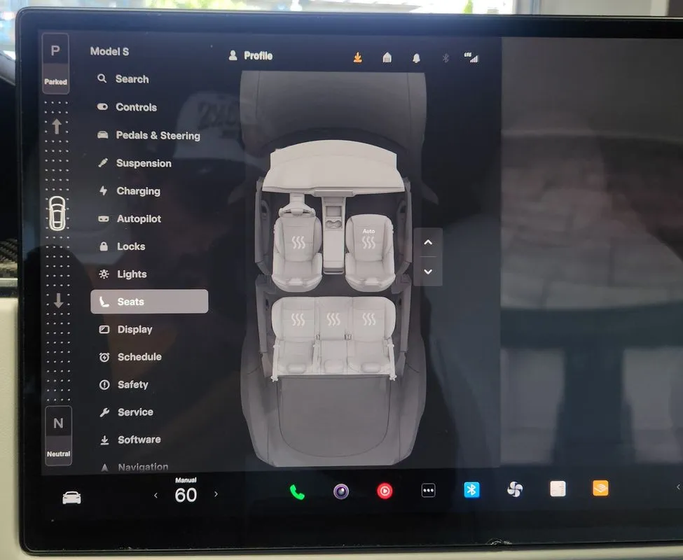 Tesla Model S photo 25