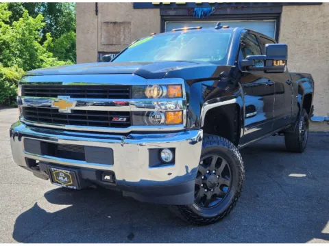 Black 2015 Chevrolet Silverado LT for sale in Philadelphia, PA