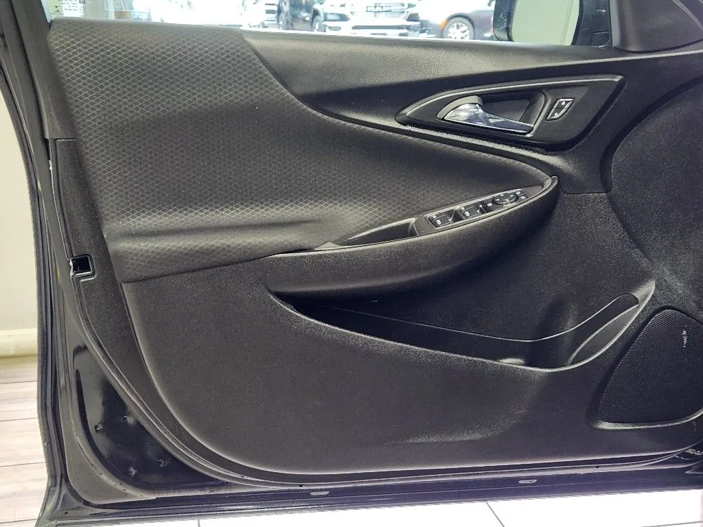 Chevrolet Malibu photo 10