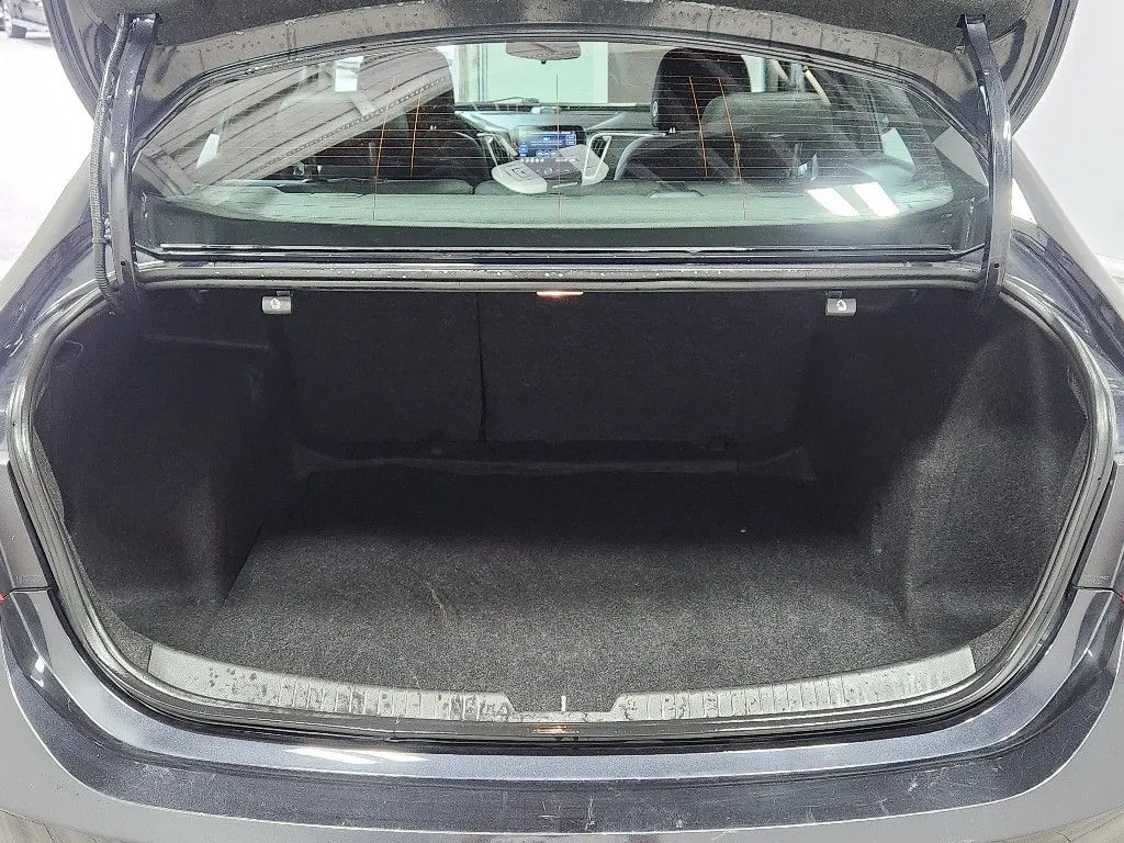 Chevrolet Malibu photo 14