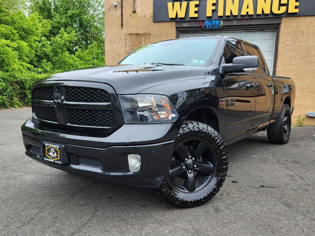 Black 2018 Ram 1500 Big Horn Crew Cab 4x4 6'4" Box for sale in Philadelphia, PA