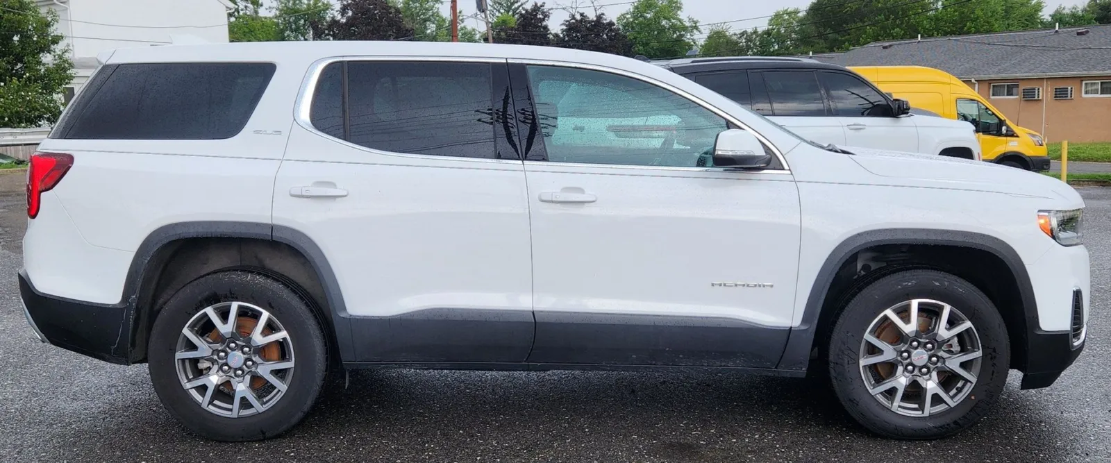 GMC Acadia photo 6