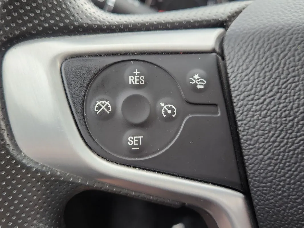 GMC Acadia photo 18
