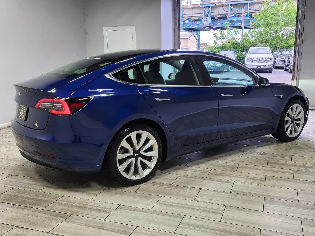 More photos of 2019 Tesla Model 3 Mid Range at Torresdale Ave, PA