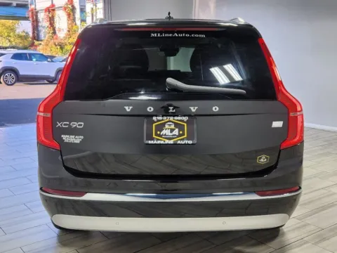 More photos of 2022 Volvo XC90 Recharge Plug-I T8 Inscription Expression 7 Passenger at Torresdale Ave, PA