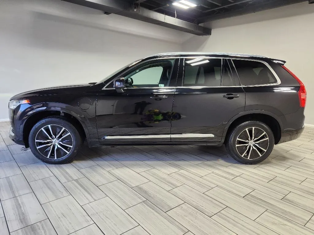 Photos of 2022 Volvo XC90 Recharge Plug-I T8 Inscription Expression 7 Passenger for sale in Philadelphia, PA at Torresdale Ave
