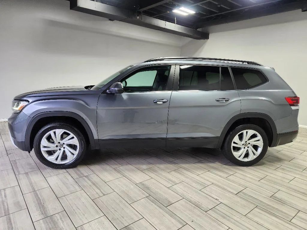 Photos of 2023 Volkswagen Atlas 3.6L V6 SE w/Technology for sale in Philadelphia, PA at Torresdale Ave