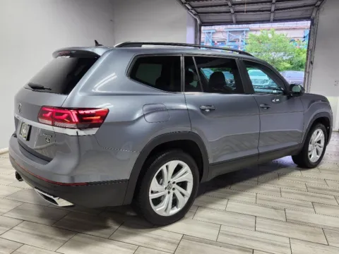 More photos of 2023 Volkswagen Atlas 3.6L V6 SE w/Technology at Torresdale Ave, PA