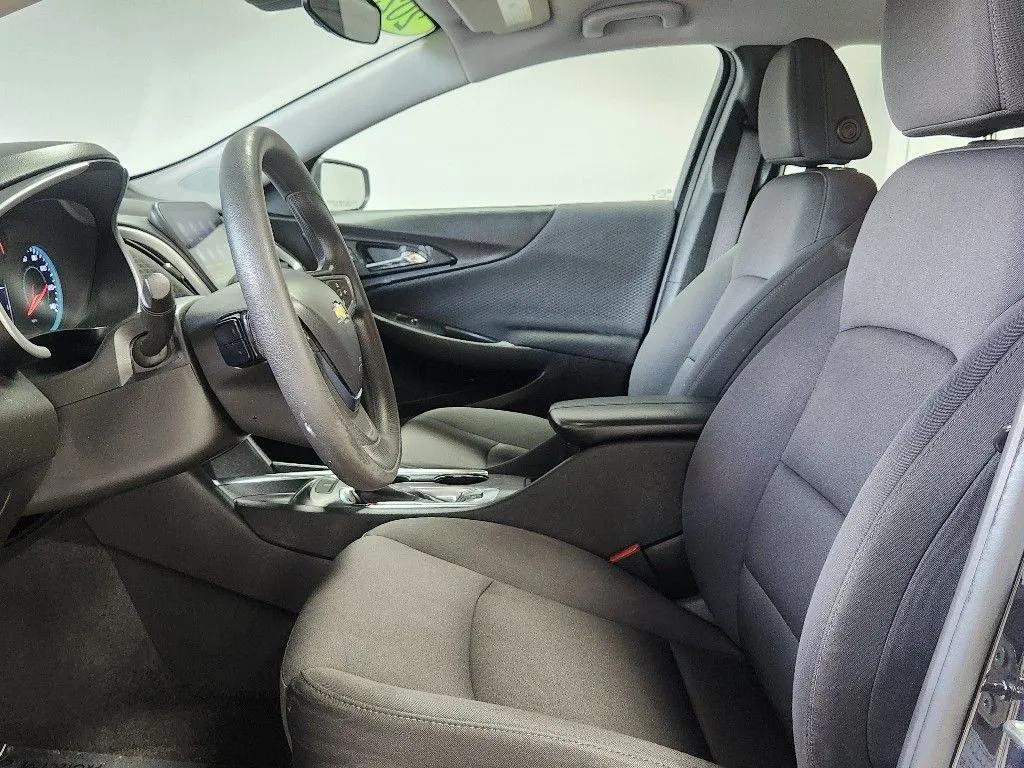 Chevrolet Malibu photo 11