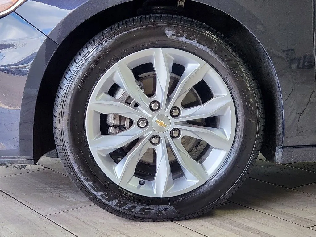 Chevrolet Malibu photo 9
