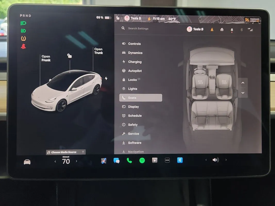Tesla Model 3 photo 20