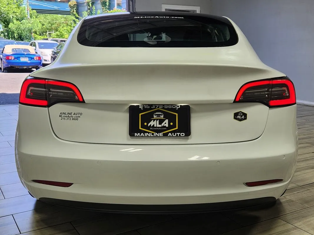 More photos of 2021 Tesla Model 3 Standard Range Plus Rear-Wheel Drive at Torresdale Ave, PA