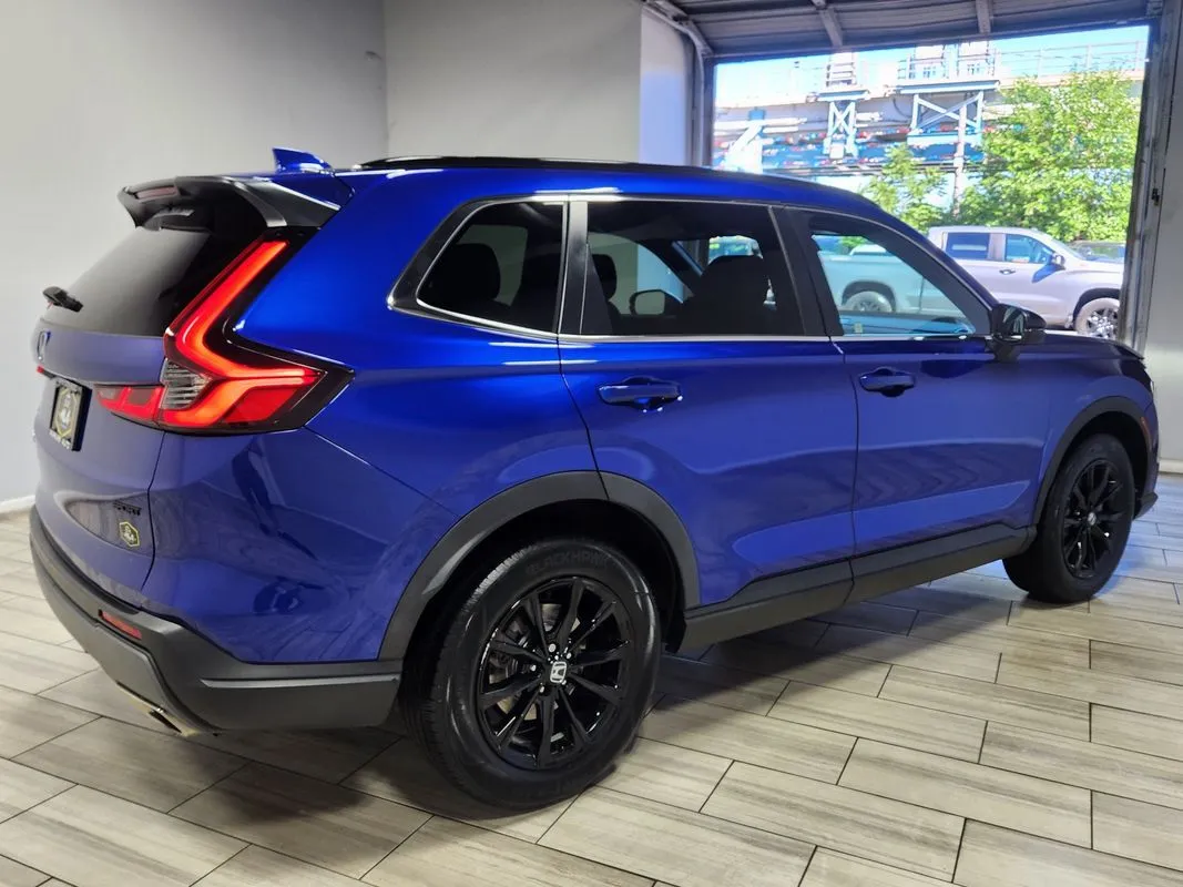 More photos of 2023 Honda CR-V Hybrid Sport at Torresdale Ave, PA