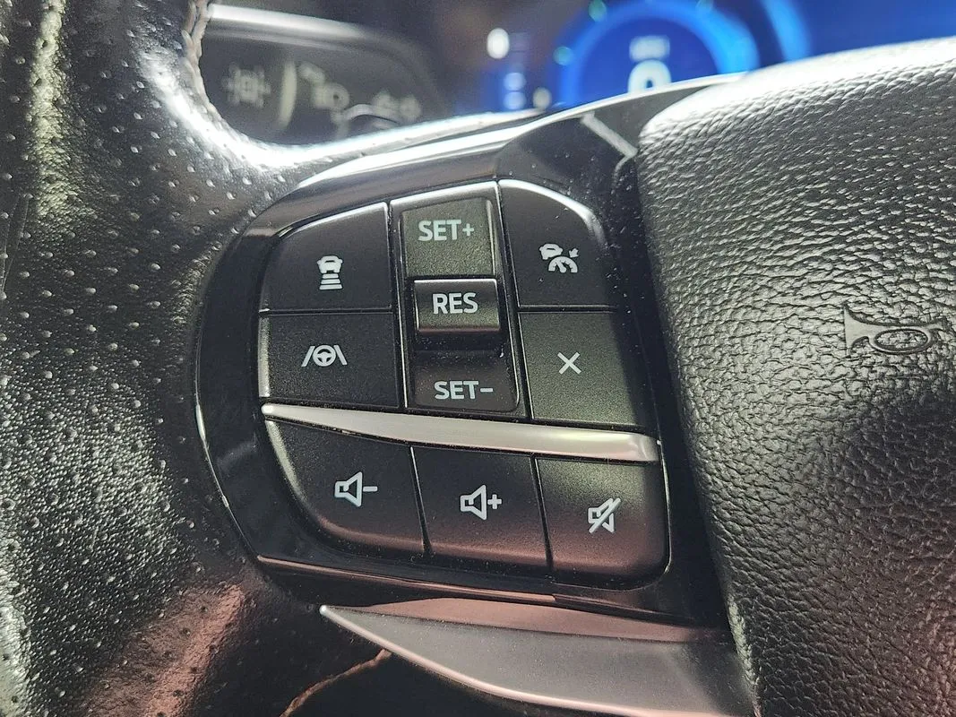 2022 Ford Explorer ST - Photo 20
