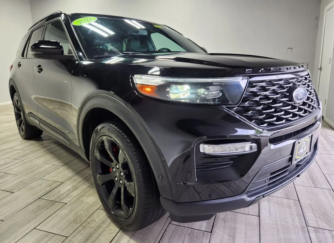 2022 Ford Explorer ST - Photo 7